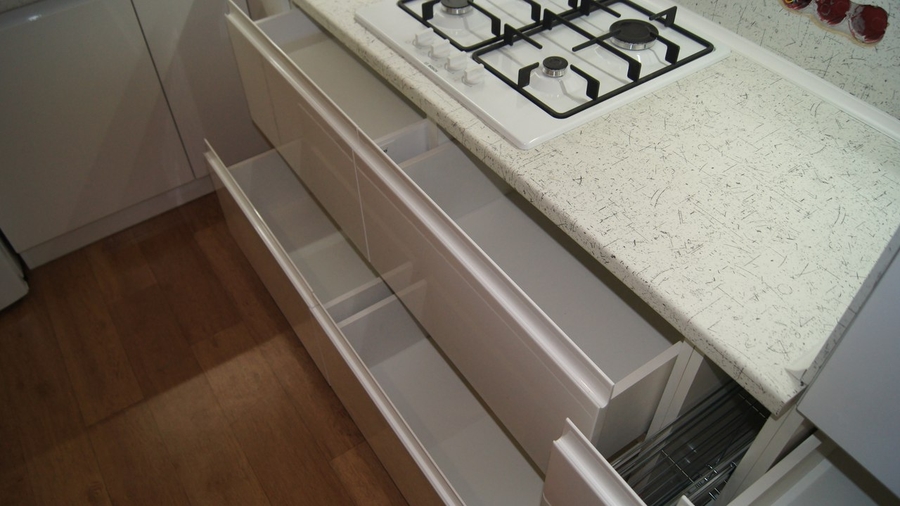 Белый кухонный гарнитур-Кухня МДФ в эмали «Модель 286»-фото5