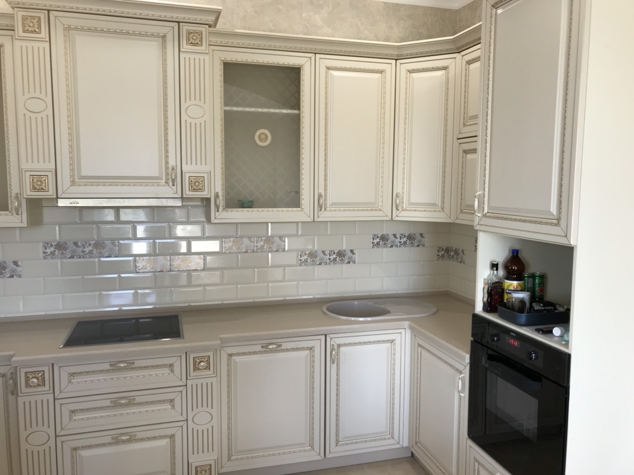 Белый кухонный гарнитур-Кухня МДФ в ПВХ «Модель 535»-фото3