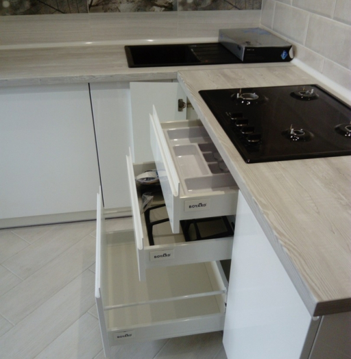 Белый кухонный гарнитур-Кухня МДФ в эмали «Модель 429»-фото9